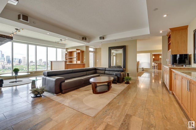 # 1900 10035 Saskatchewan Drive Nw, Edmonton