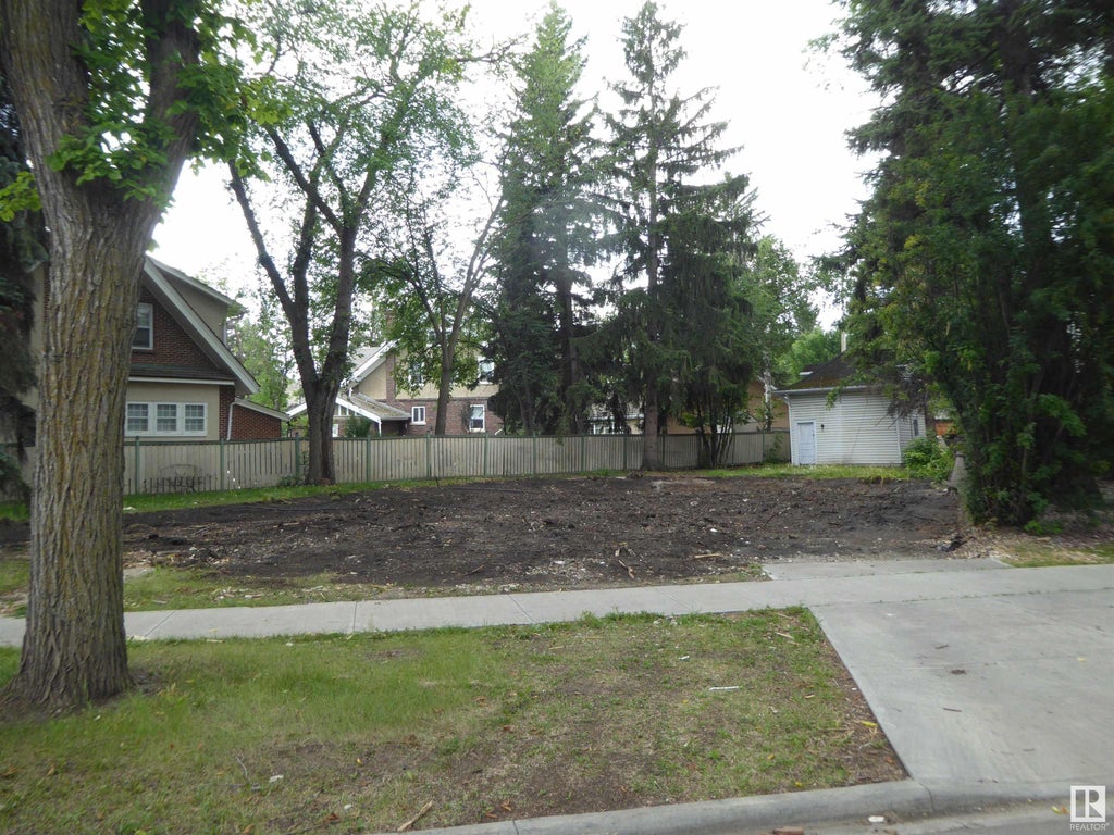 10220 Connaught Drive Nw, Edmonton